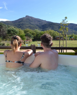 mobil home jacuzzi camping