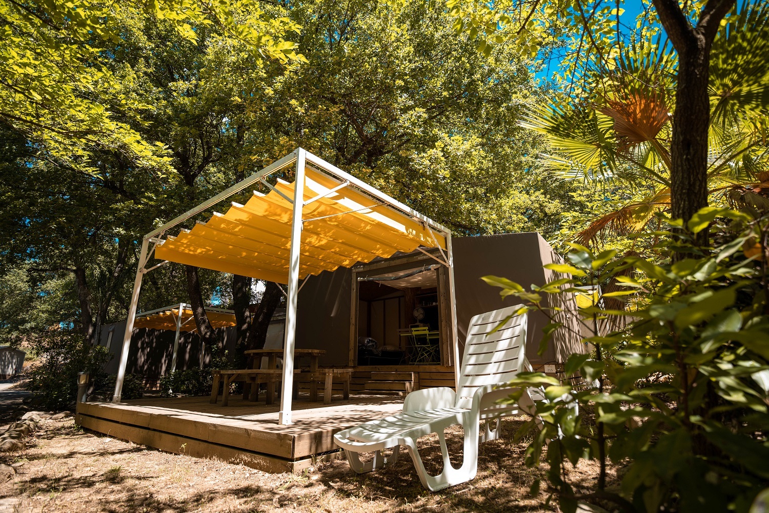 Camping LES ALBERES TENTE MAORI