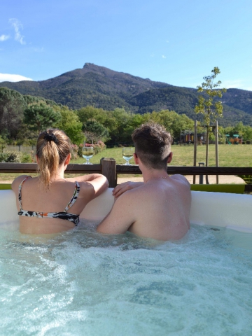 mobil home jacuzzi camping