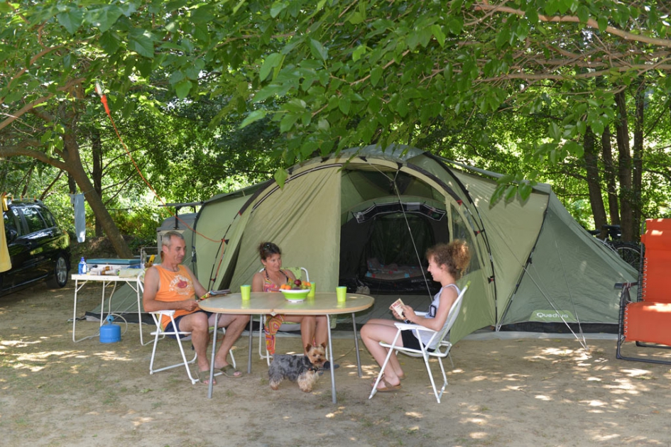 CAMPING-LES-ALBERES---hébergements-©Auvinet11