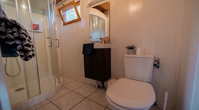 CHALET 2 PERS - ALBERES - CAMPING 4 ETOILES PYRENEES ORIENTALES