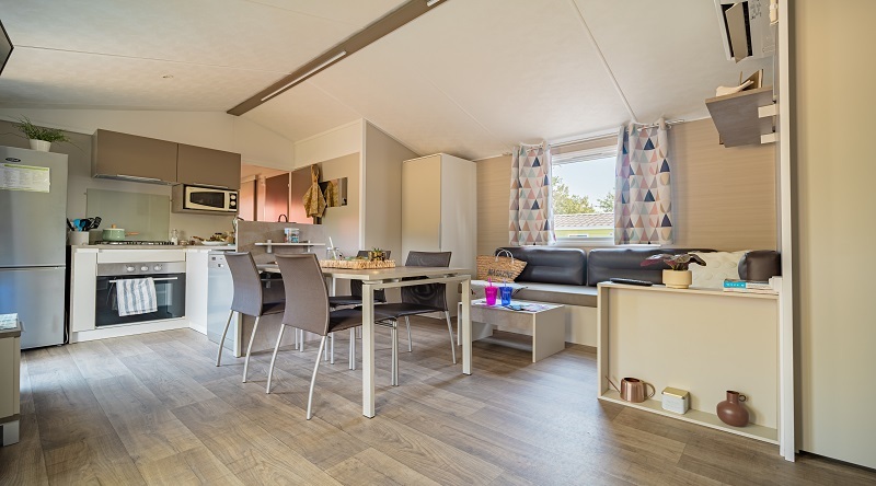 Mobil home 3 chambres jacuzzi privatif Camping Pyrénées-Orientales