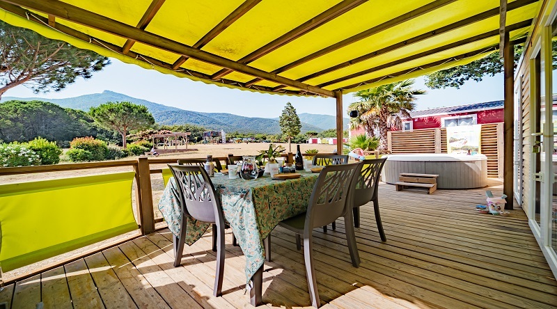 Mobil home 3 chambres jacuzzi privatif Camping Pyrénées-Orientales