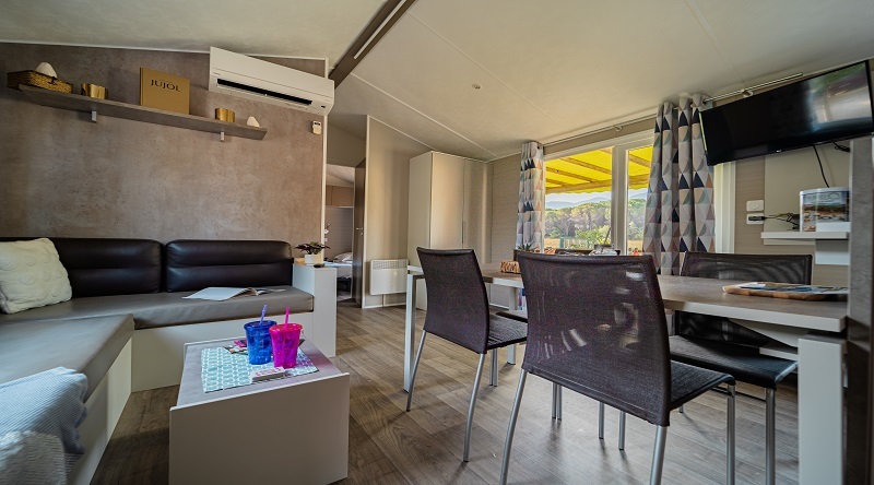 Mobil home 3 chambres jacuzzi privatif Camping Pyrénées-Orientales